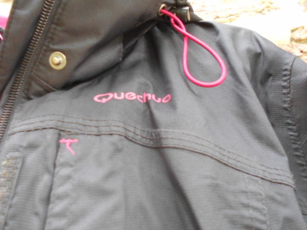 quechua, vest prima staat 5 €, small, Kleding | Dames, Quechua, Ophalen of Verzenden, Gedragen, Maat 36 (S)