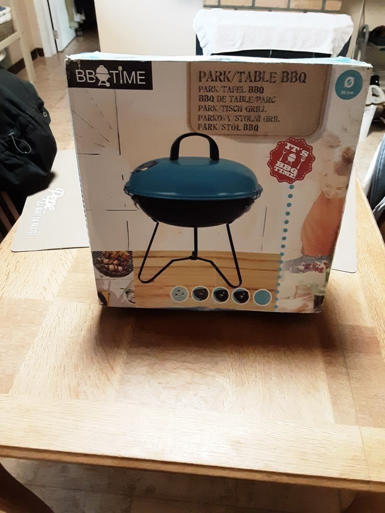 Tafel bbq, Tuin en Terras, Ophalen, Nieuw, Onbekend