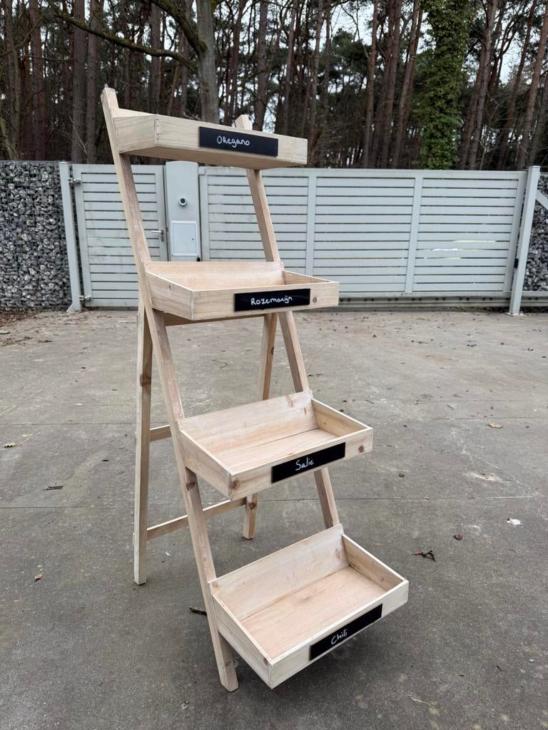 Houten staander, Ophalen