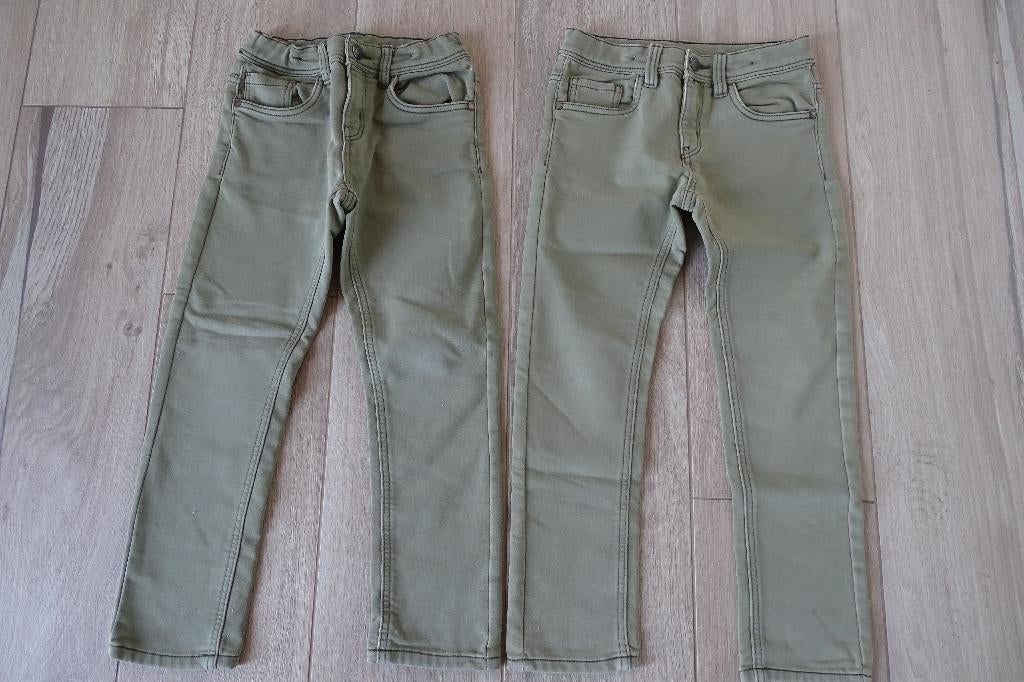 Set 2 identieke groene thermobroeken/winterbroeken maat 122, Kinderen en Baby's, Kinderkleding | Maat 122, Broek, Gebruikt, C&A