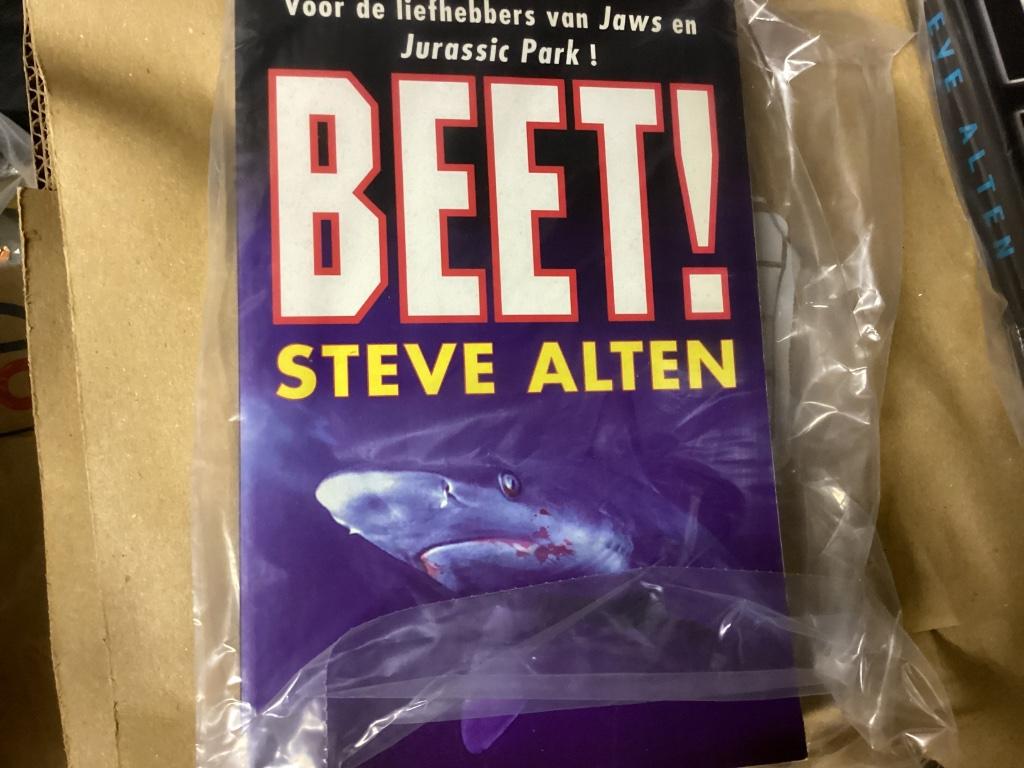 BEET van Steve Alten, Enlèvement ou Envoi