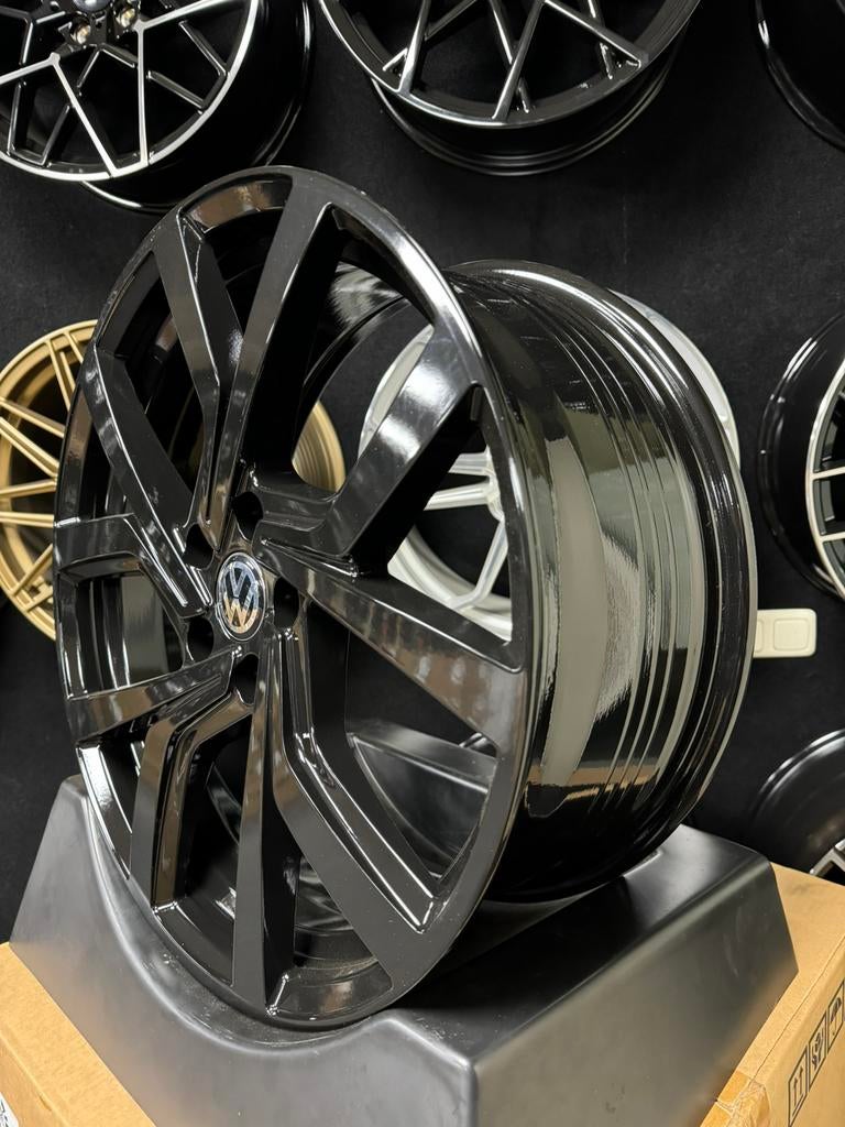 19 inch velgen voor Volkswagen Brescia 5x112 Golf 5 6 7 8 VW, Auto-onderdelen, Banden en Velgen, 19 inch, Velg(en), Nieuw, Ophalen of Verzenden