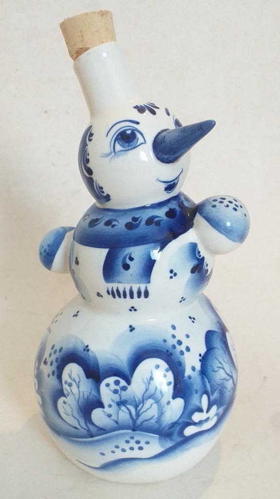 bonhomme de neige en porcelaine / bouteille de vodka - Gjel, Enlèvement ou Envoi