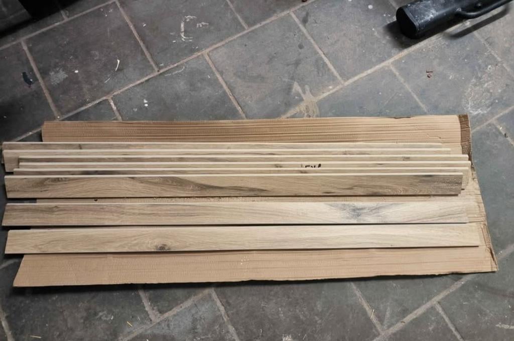 Plinthes imitation bois, Ophalen