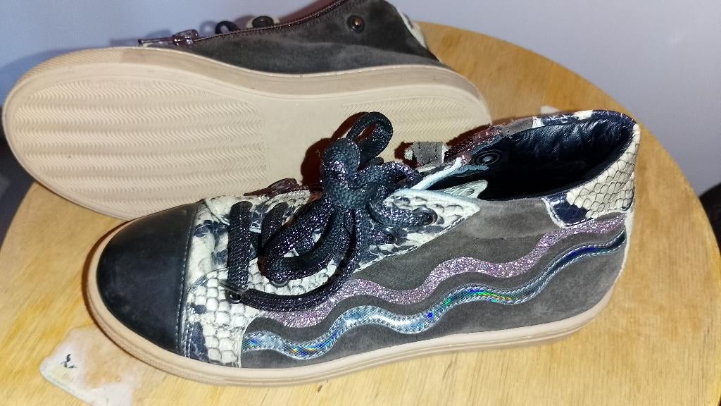 schoenen meisje Rondinella maat 32, Enfants & Bébés, Vêtements enfant | Chaussures & Chaussettes, Enlèvement ou Envoi, Rondinella