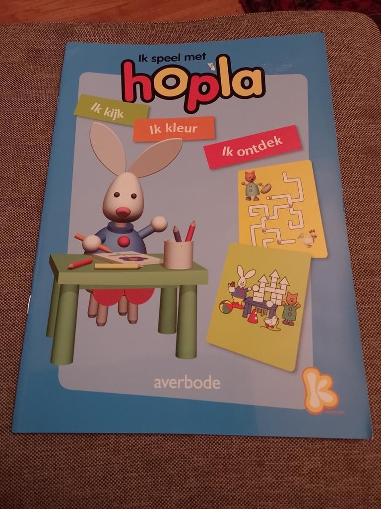 Bert Smets - Ik speel met Hopla, Boeken, Kinderboeken | Jeugd | onder 10 jaar, Ophalen of Verzenden, Zo goed als nieuw, Bert Smets