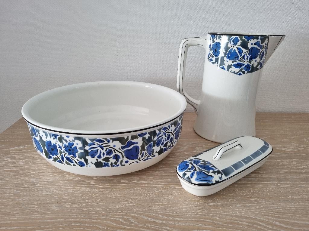 Decoratieve wastafelset/Lampetstel Imperiale Royale Nimy, Antiek en Kunst, Ophalen