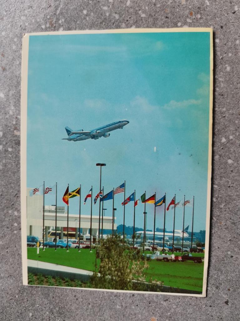postkaart Atlanta International Airport met vliegtuig 1983, Ophalen of Verzenden, 1980 tot heden, Gelopen, Buiten Europa