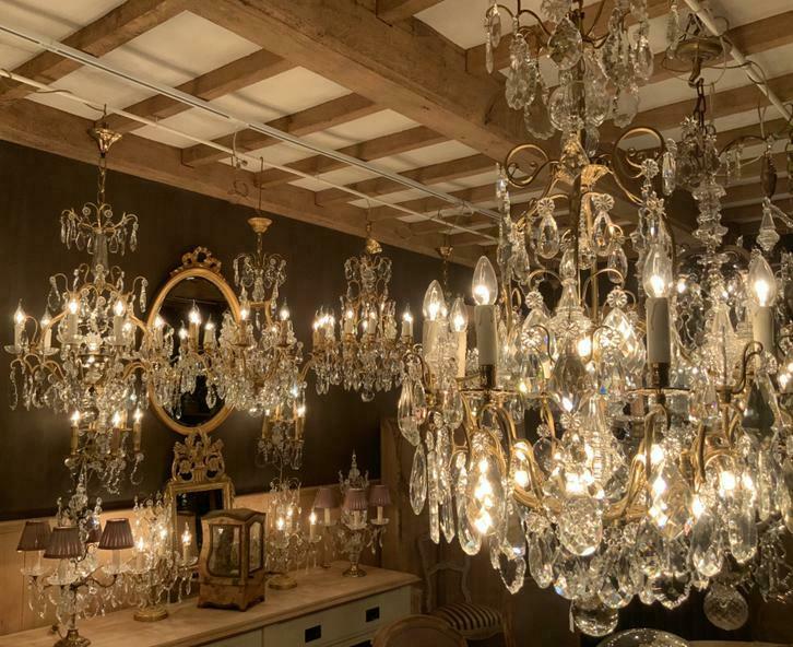 Grote collectie oude FRANSE KROONLUCHTERS met kristallen !!!, Antiek en Kunst, Antiek | Verlichting, Ophalen