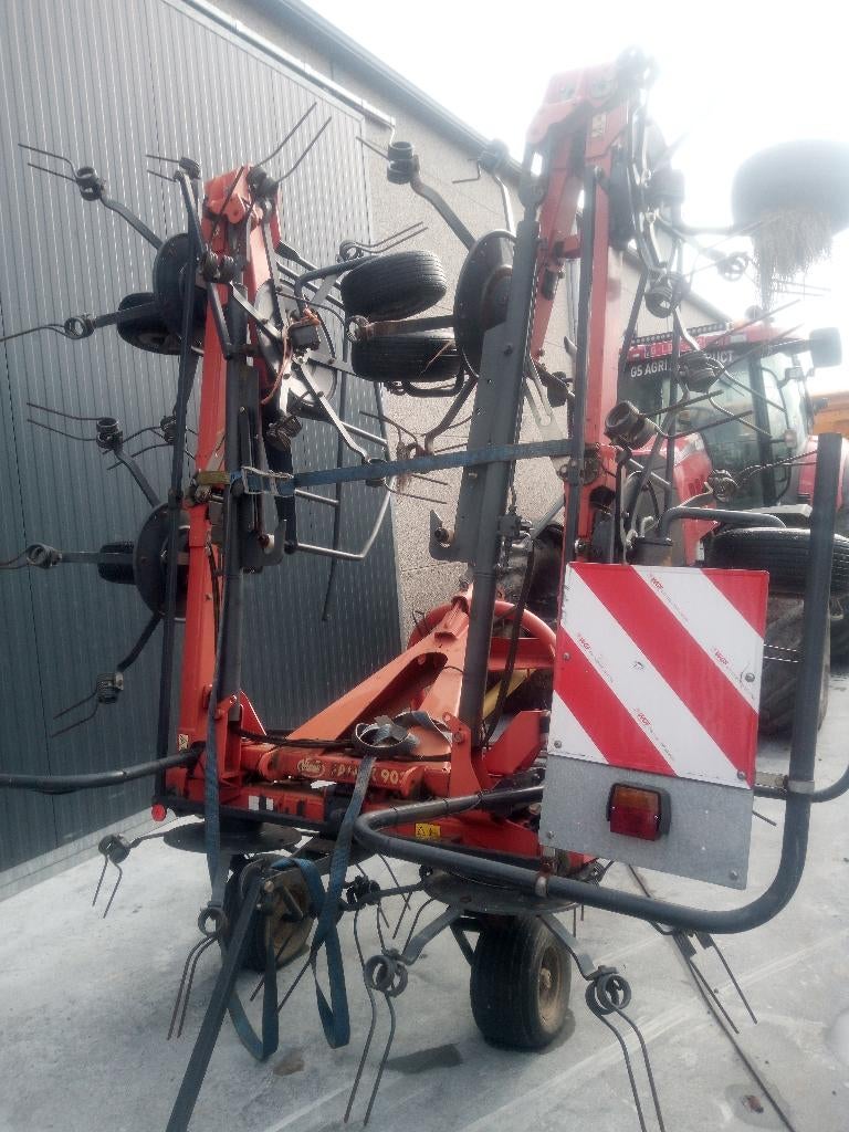 landbouwmachines Emely Vicon Kuhn, Zakelijke goederen, Ophalen
