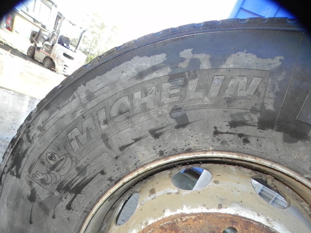 Michelin X Multiway 3D 295/80/R22.5 vrachtwagenband+ velg, Enlèvement, Utilisé, Autres marques, Autres pièces automobiles