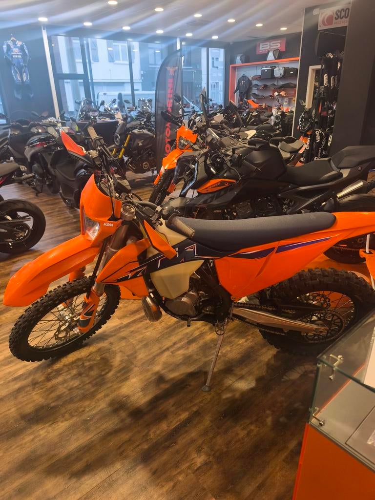 KTM Exc 250, Motos, Motos | KTM, Entreprise