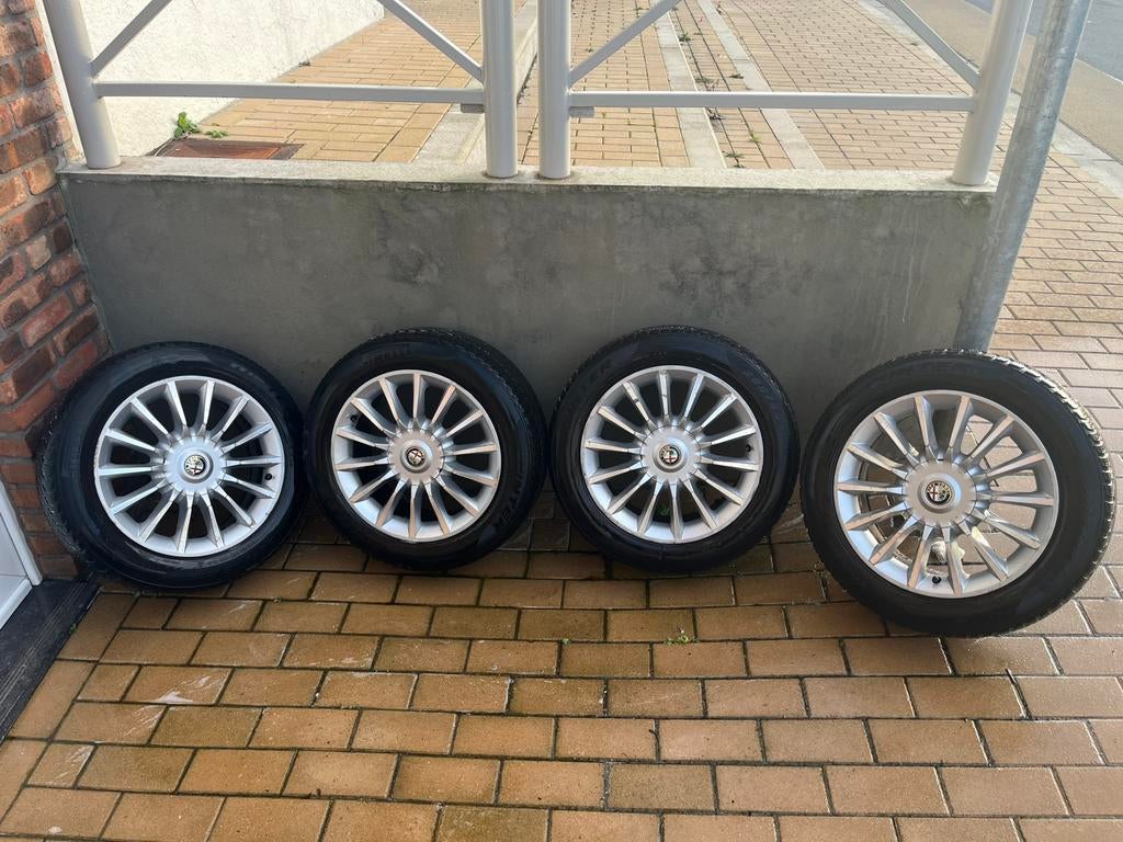 Roues 16p Alfa mito a vendre, Autos : Pièces & Accessoires, Pneus & Jantes, Enlèvement
