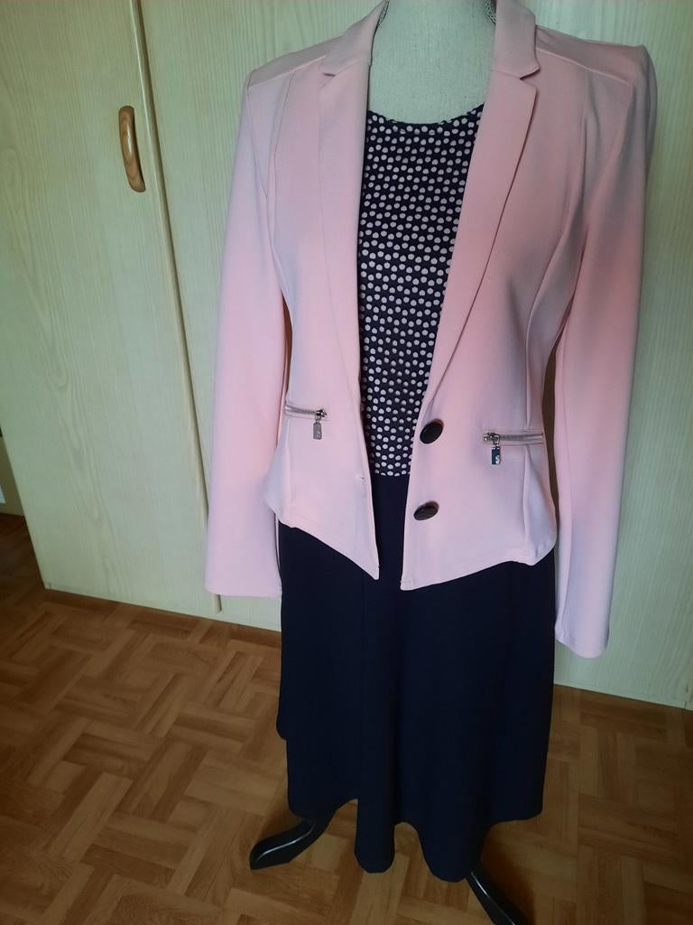Kleedje met bijpassend jasje. Maat 40/42, Enlèvement ou Envoi, Comme neuf, Taille 38/40 (M), Manteau