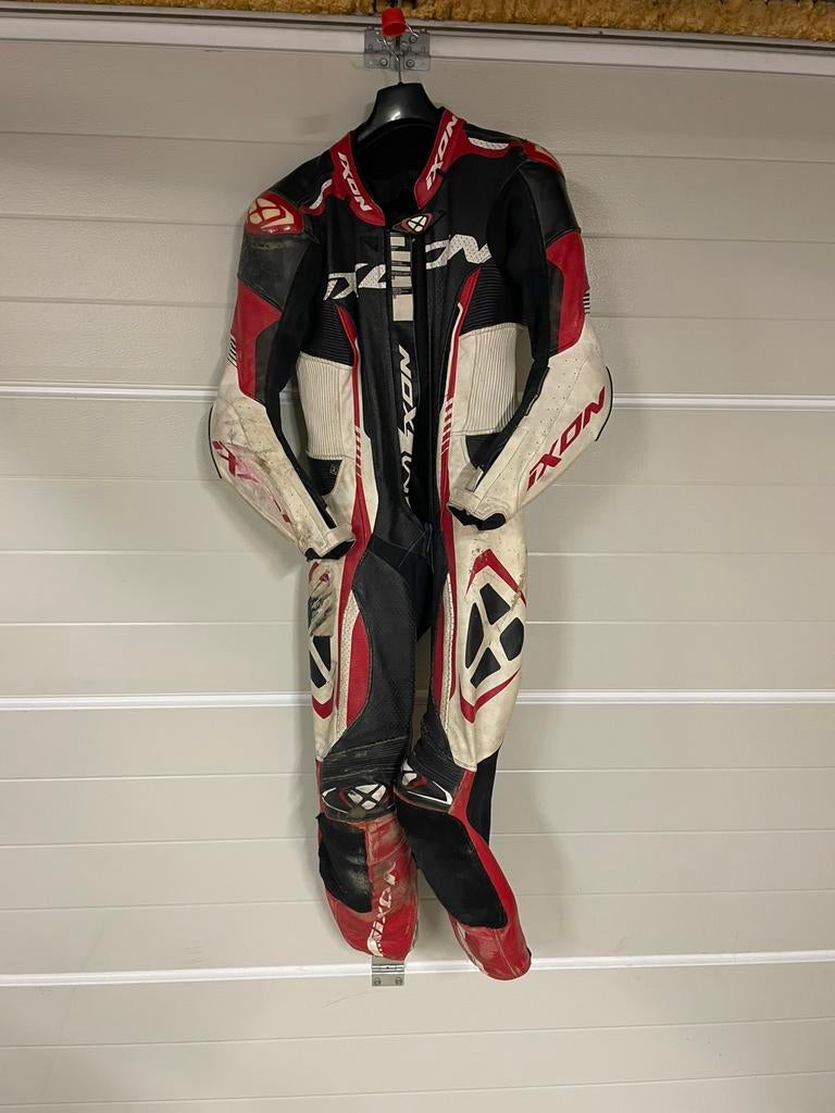 Ixon combinaison cuir enfant 10-12ans, Motos, Enlèvement, Combinaison
