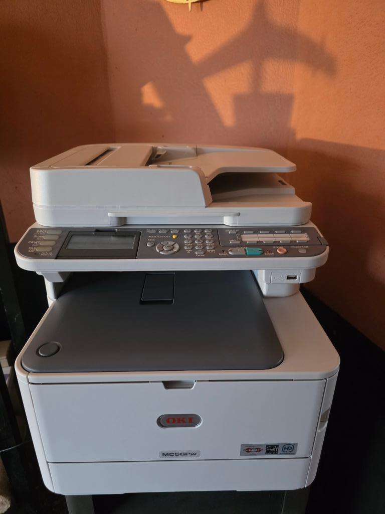 Imprimante OKI MC562w, Enlèvement, Comme neuf, Toner, OKI