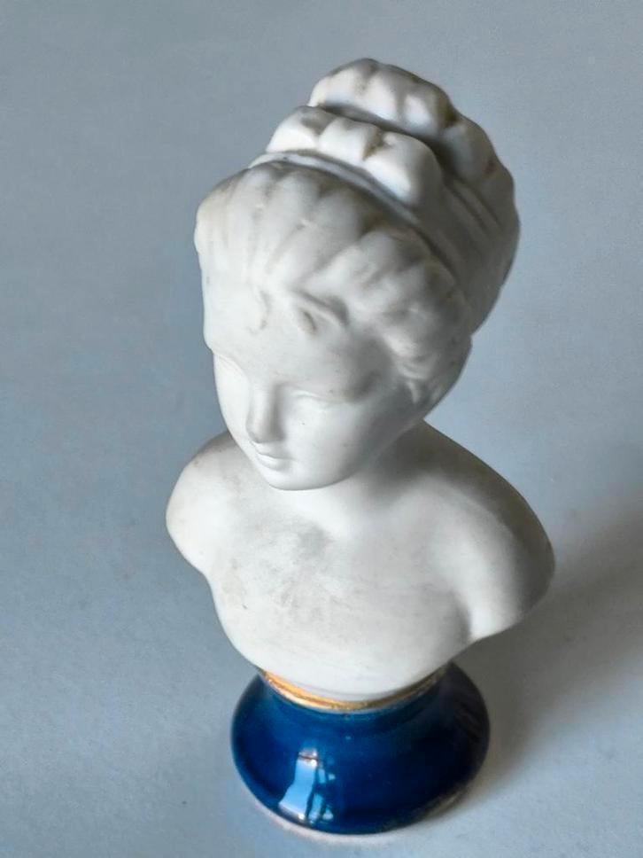 Kleine buste in biscuit, Antiek en Kunst, Ophalen of Verzenden
