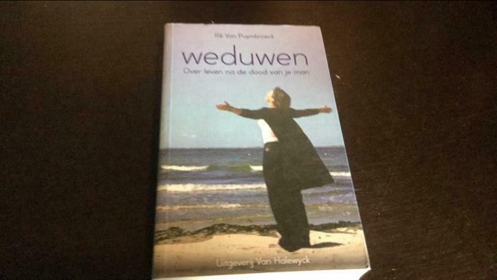 Weduwen over leven na de dood van je man(%), Enlèvement, Comme neuf