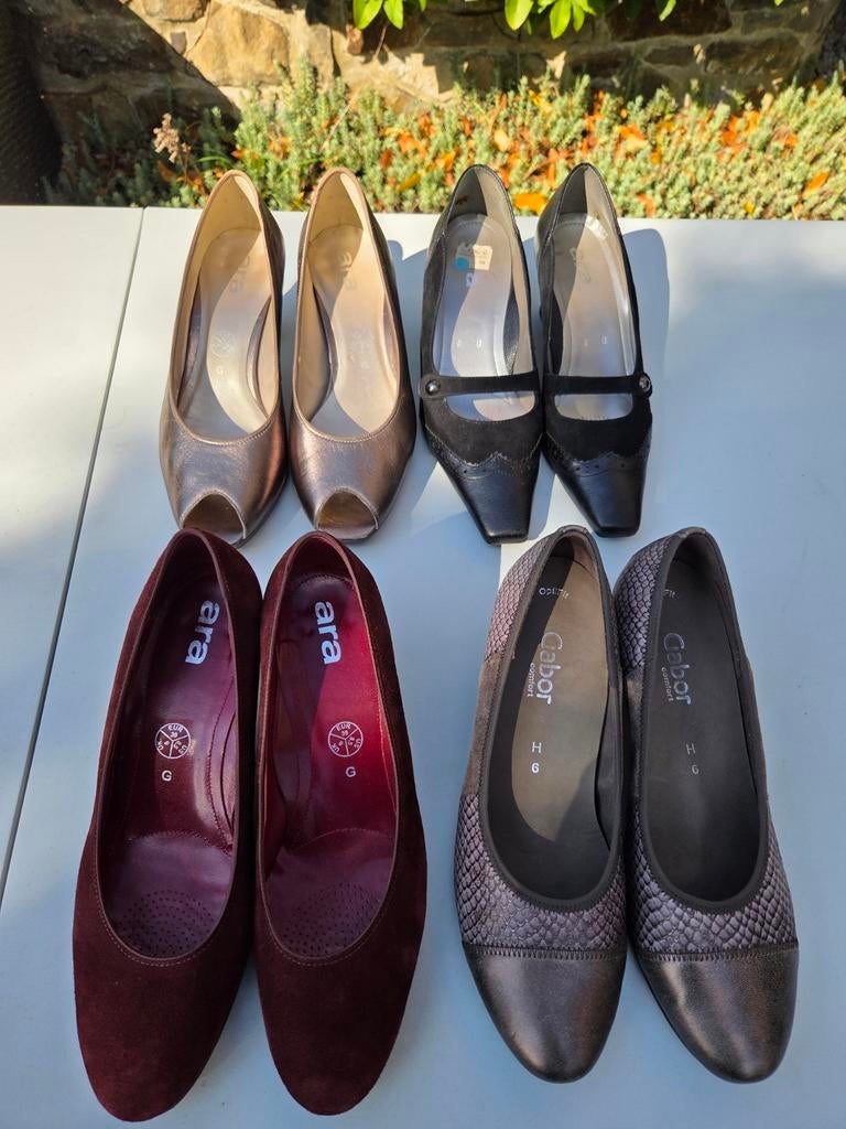 Escarpins femme pointures 39 comme neuves 15 euros la paire, Enlèvement, Escarpins