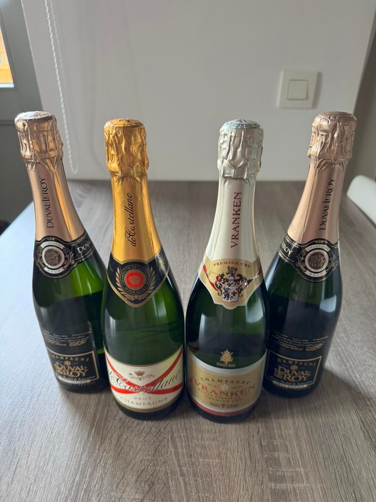 Lot champagne van 4 flessen, Enlèvement ou Envoi, Neuf, Champagne