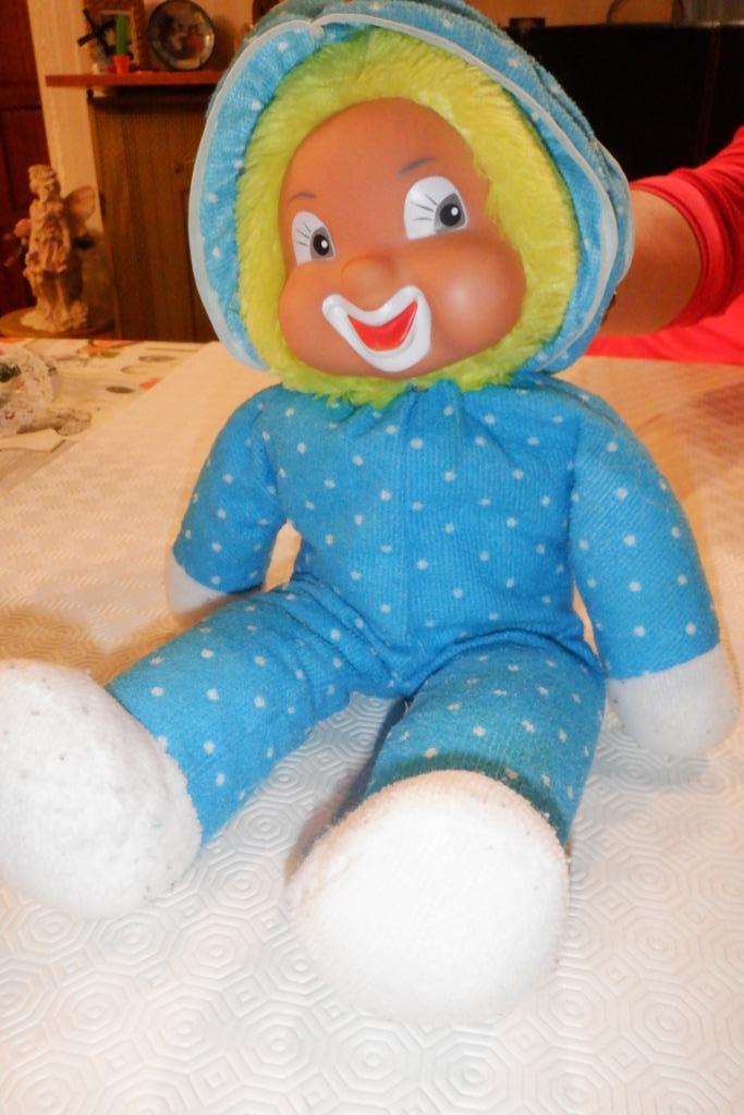 grappige pop met geel haar, Kinderen en Baby's, Speelgoed | Poppen, Ophalen, Zo goed als nieuw, Overige typen