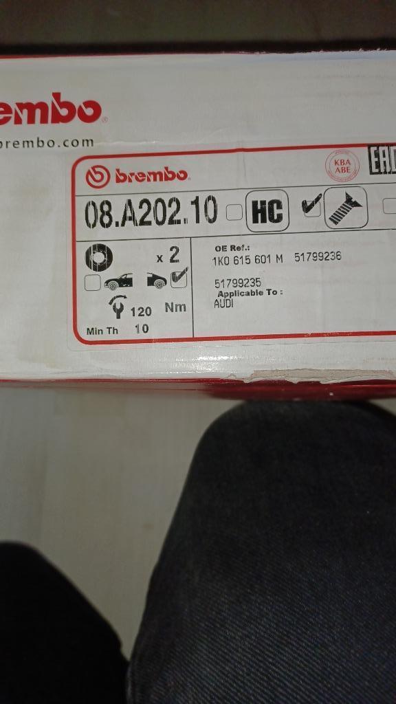 Nieuwe remschijven  BREMBO 08.A202.10 audi vw skoda, Enlèvement, Neuf, Audi