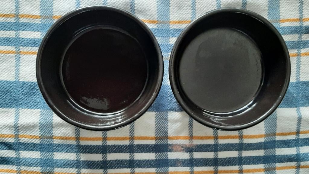 Te koop: Twee kleine vuurvaste oven kommetjes (zwart)., Ophalen, Nieuw, Overige materialen, Overige typen