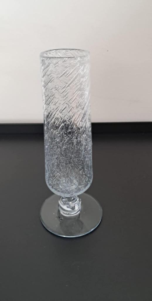 Vase sur pied Verrerie du Marais de Riom, Enlèvement