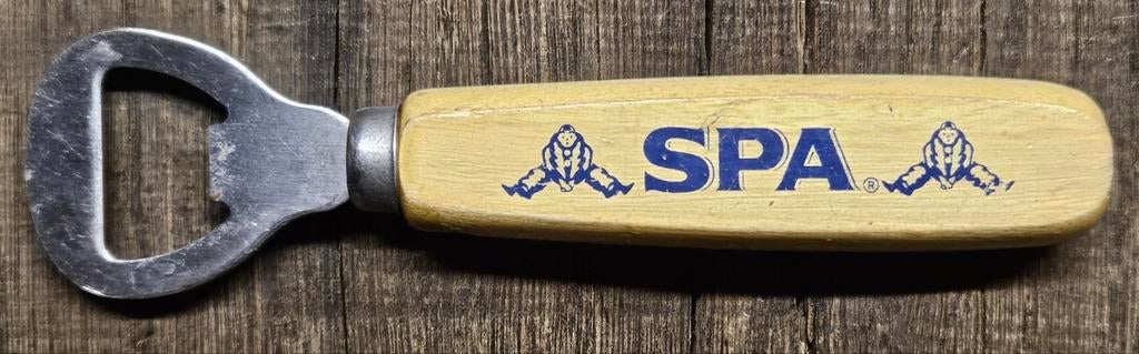 Spa houten flesopener
Dit is een Spa flesopener, Verzamelen, Merken en Reclamevoorwerpen, Ophalen of Verzenden