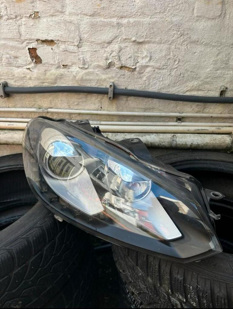 Phare droit BI XÉNON LED VW Golf 6 année 2009-13 très bon, Enlèvement ou Envoi, Utilisé, Volkswagen