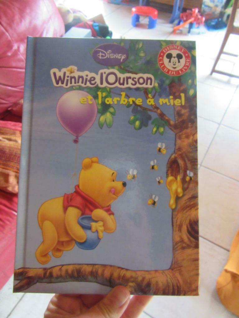 Livre Hachette Disney "Winnie et l'arbre  à  miel", Livres, Neuf, Garçon ou Fille, Enlèvement ou Envoi, Contes (de fées)