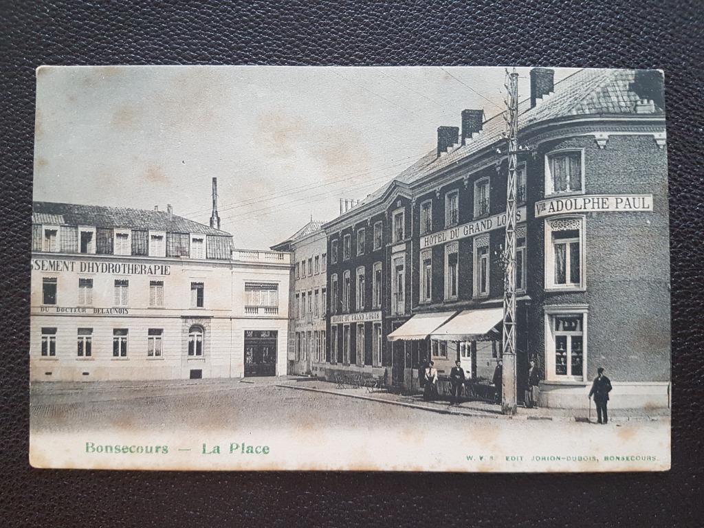 Carte postale Bonsecours La Place Hotel du grand logis, Enlèvement ou Envoi, Avant 1920, Non affranchie, Hainaut