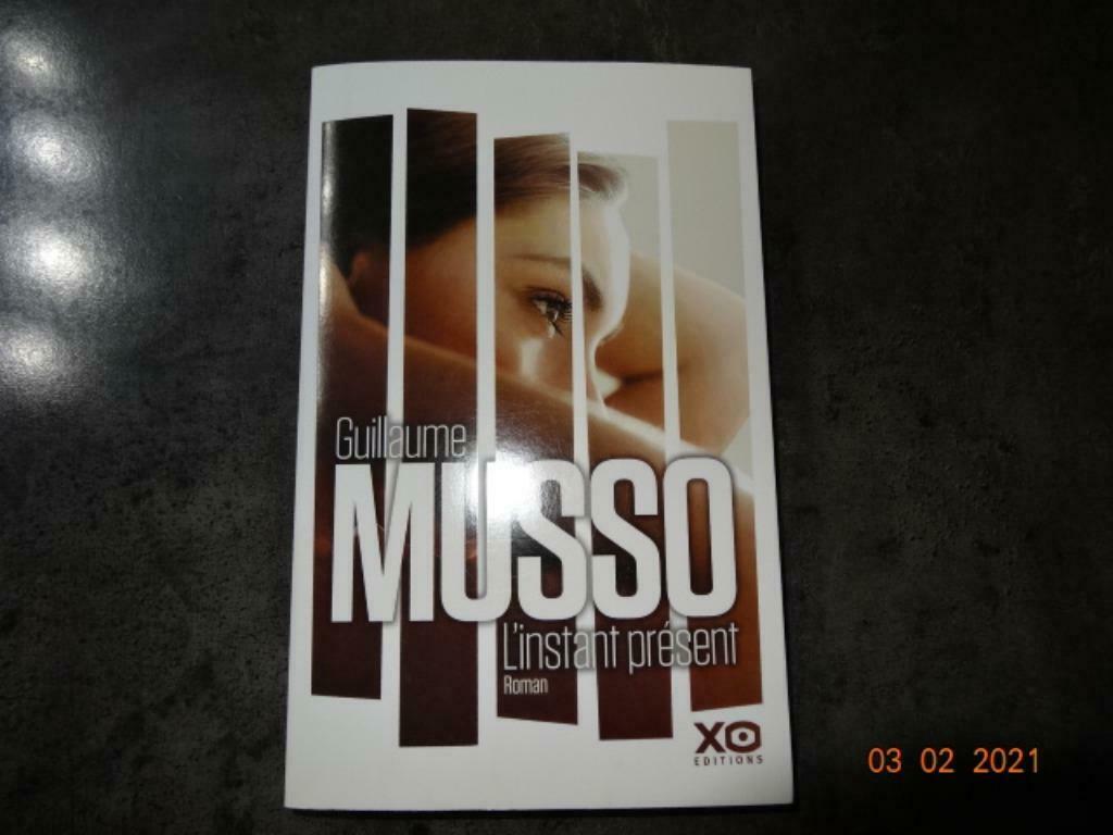 Guillaume MUSSO - L'instant présent, Boeken, Romans, Zo goed als nieuw, België, Ophalen of Verzenden