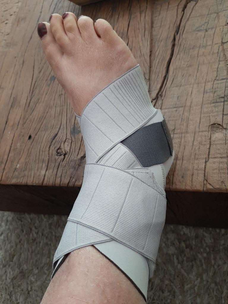Push med enkelbrace rechts (maat 2), Diversen, Ophalen of Verzenden, Zo goed als nieuw