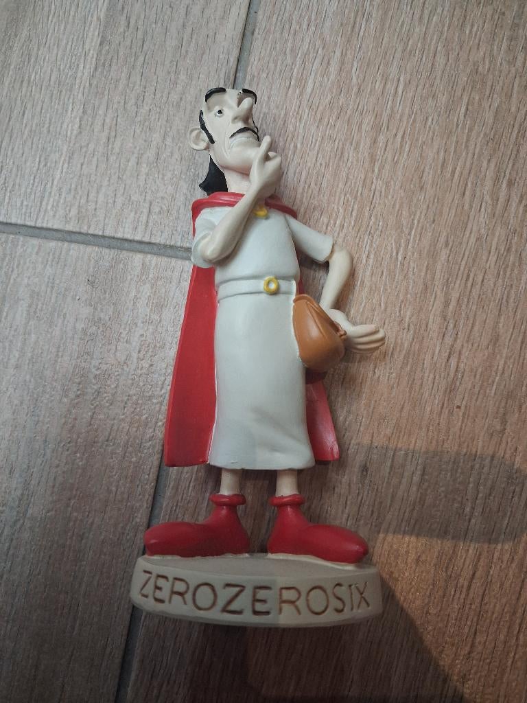 Figurine Astérix - Zerozerosix, Ophalen, Asterix en Obelix, Zo goed als nieuw, Beeldje of Figuurtje