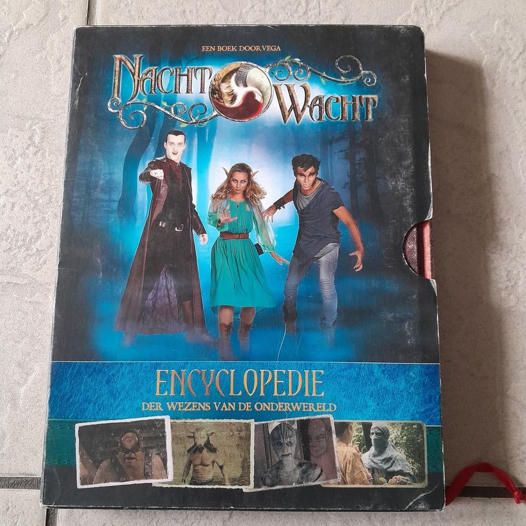 Nachtwacht: Encyclopedie der wezens van de onderwereld, Boeken, Kinderboeken | Jeugd | onder 10 jaar, Ophalen