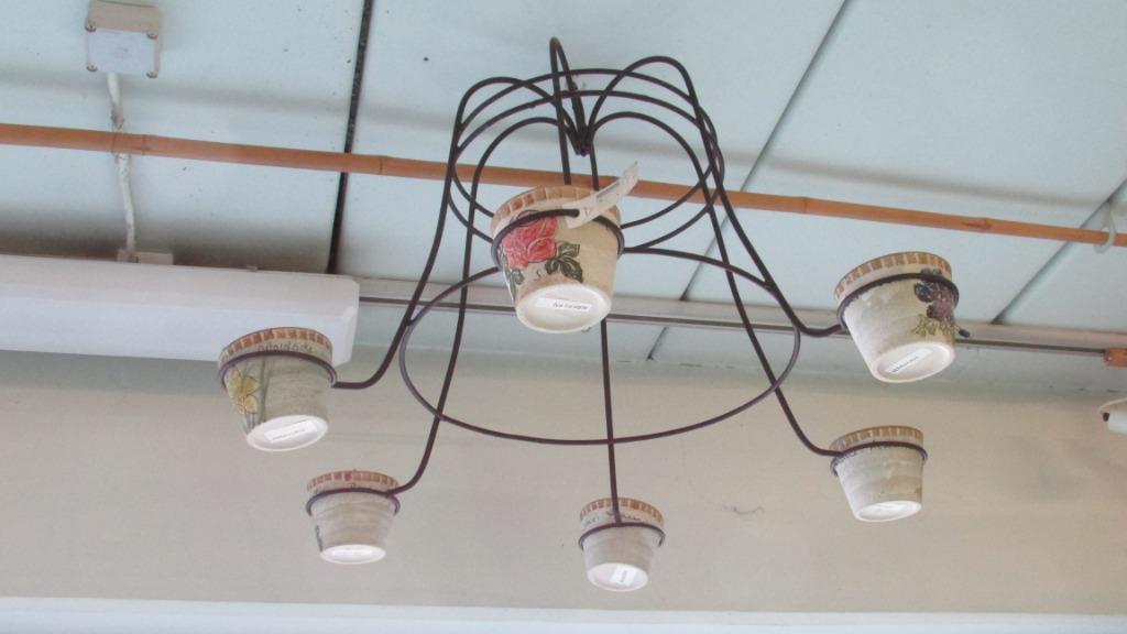 Bloempothouder decoratief, Huis en Inrichting, Woonaccessoires | Kandelaars en Kaarsen, Zo goed als nieuw, Kandelaar, Metaal, Zwart