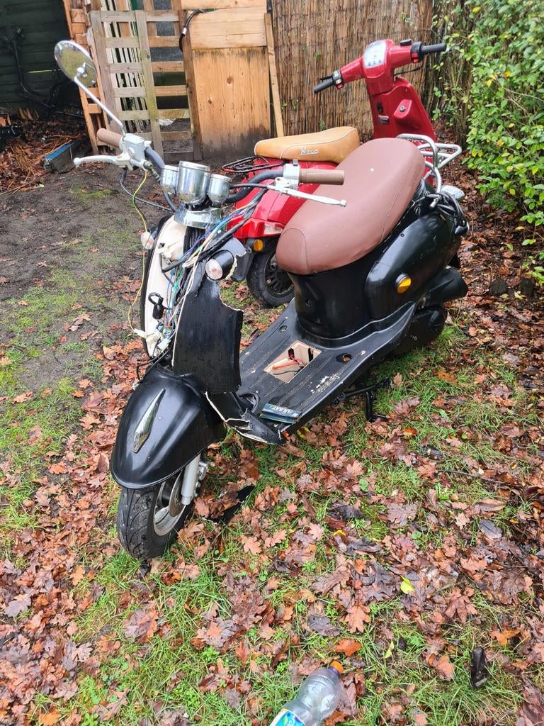 Trottinette 50cc 4 temps toutes pièces disponibles séparémen, Enlèvement ou Envoi