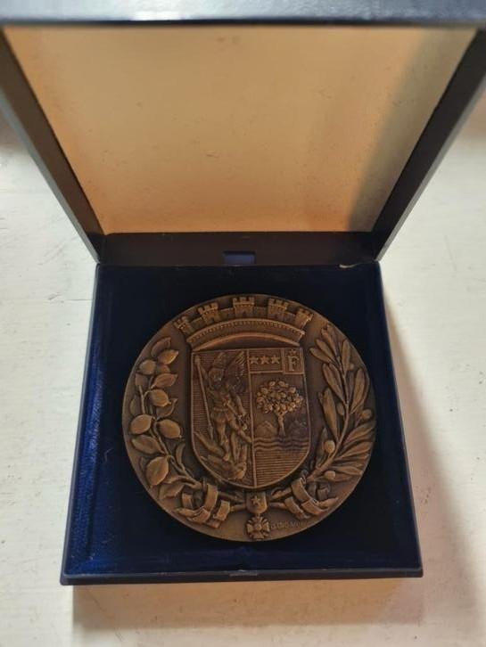 Medaille armoiries de menton 1953 bigard, Enlèvement ou Envoi