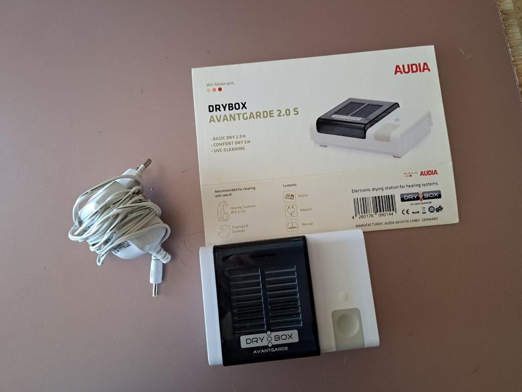 Drybox voor hoorapparaten, Elektronische apparatuur, Ophalen of Verzenden, Zo goed als nieuw