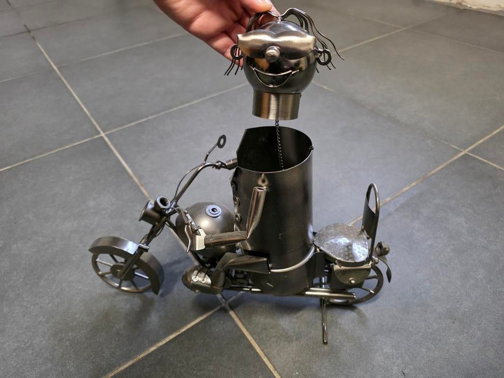 Wijnhouder moto, Ophalen, Nieuw