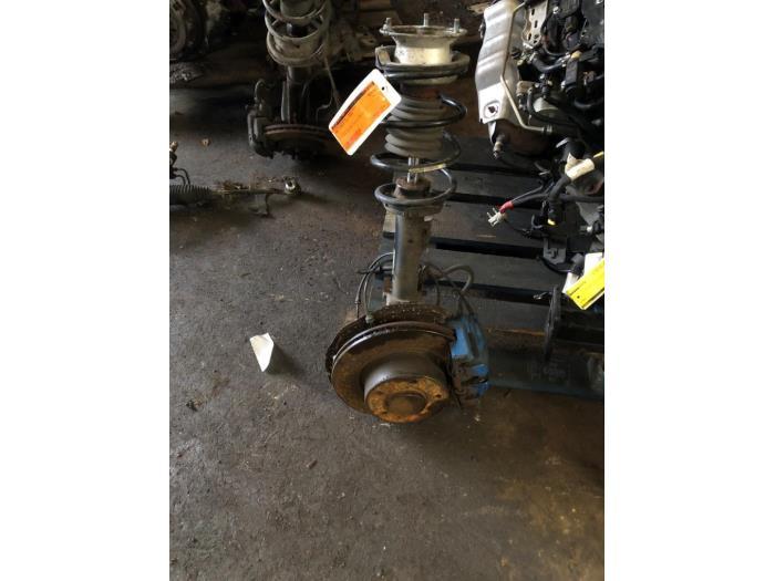Barre amortisseur avant gauche d'un BMW 1-Serie, -, 3 mois de garantie, Utilisé, -