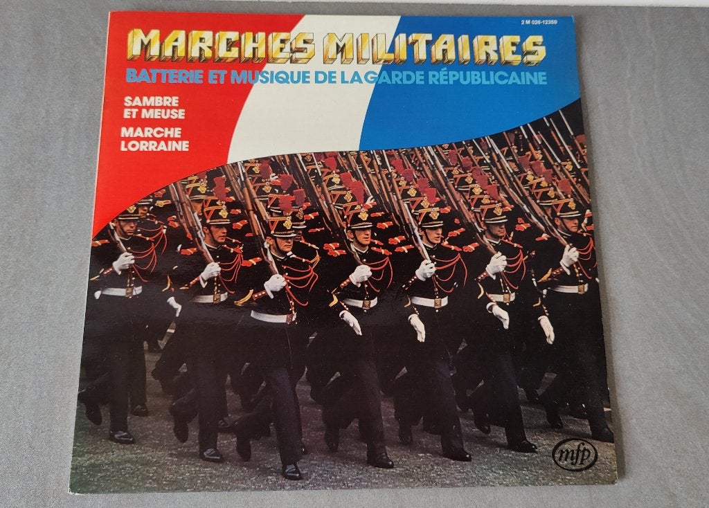 Vinyl Marches Militaires - Batterie Et Musique De La Garde, CD & DVD, Vinyles | Musique du monde, Enlèvement, Utilisé