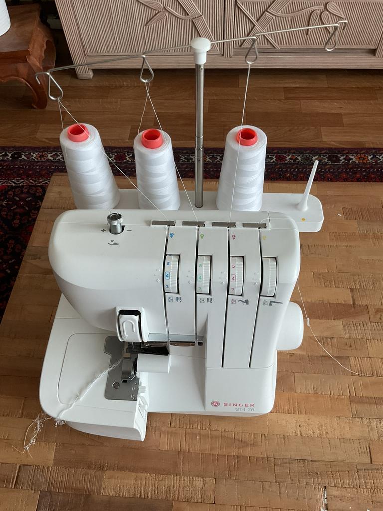Surjeteuse Singer S14-78, Enlèvement, Comme neuf