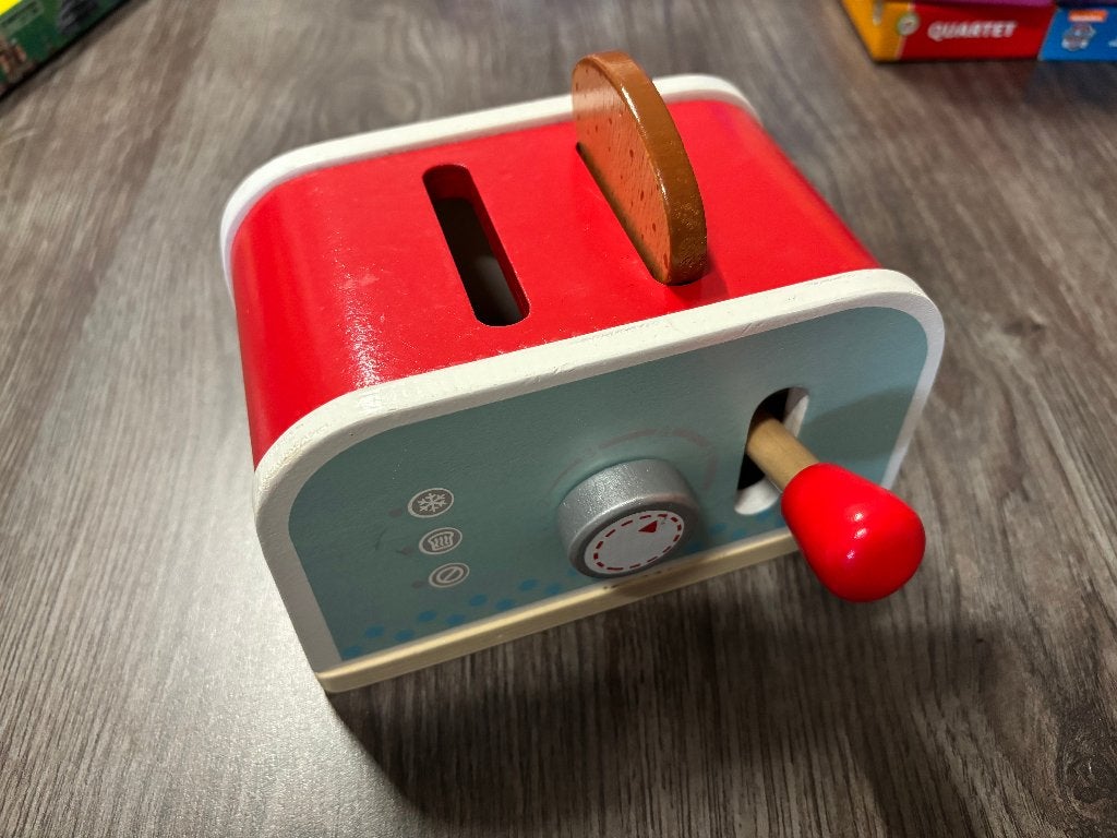 Houten broodrooster, Ophalen of Verzenden, Zo goed als nieuw, Hout, Speelkeuken