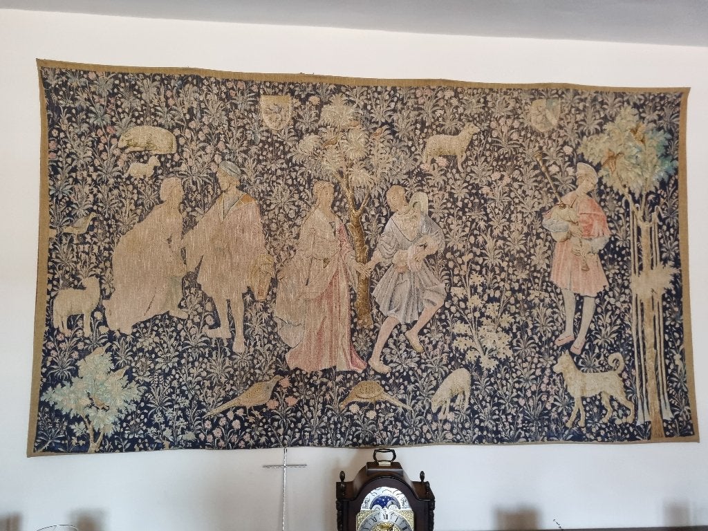 Decoratief Wandtapijt te KOOP, Antiek en Kunst, Antiek | Tapijten, Tafelkleden en Textiel, Ophalen