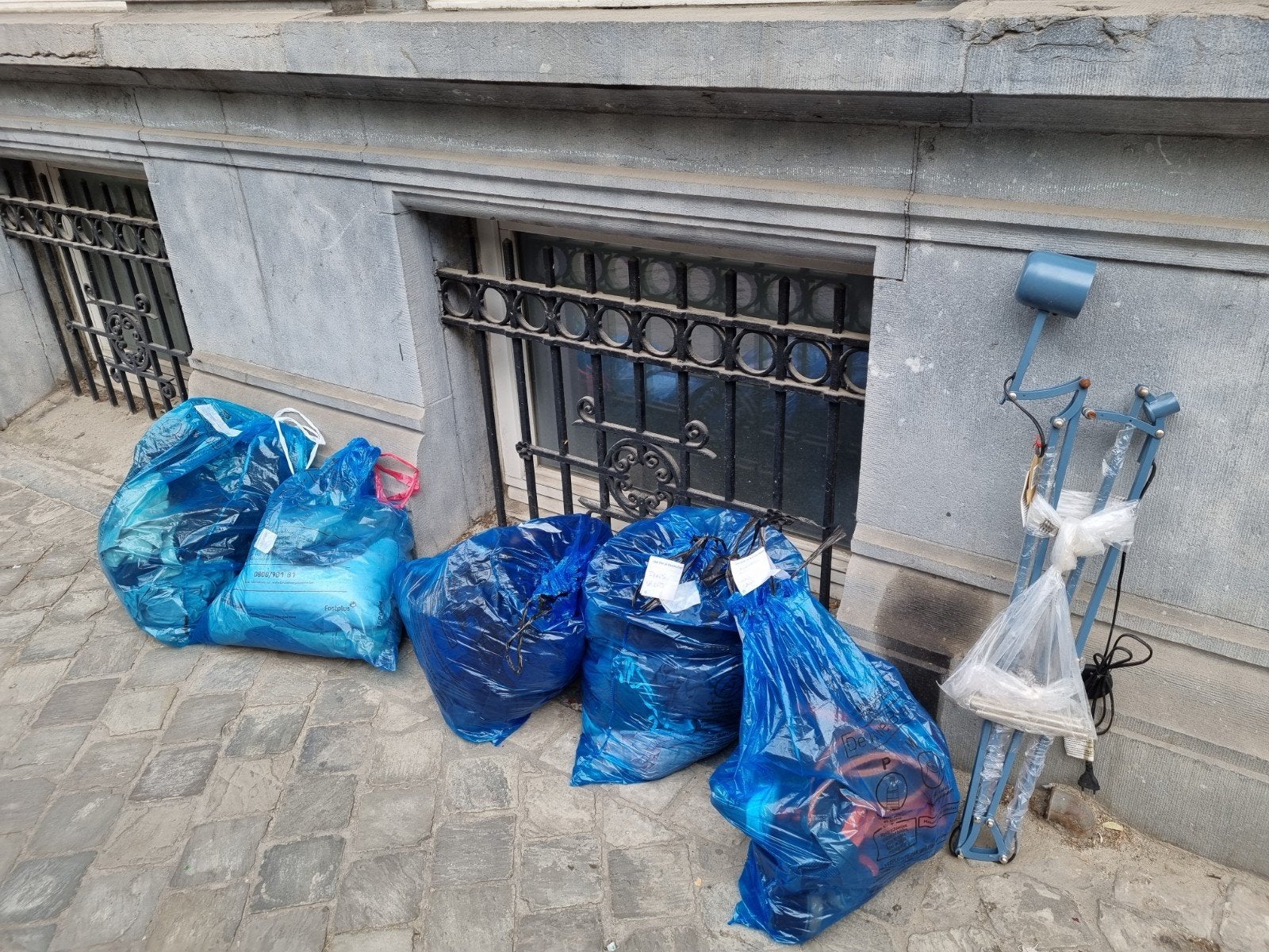lot de draps vêtements chaussures, Enlèvement