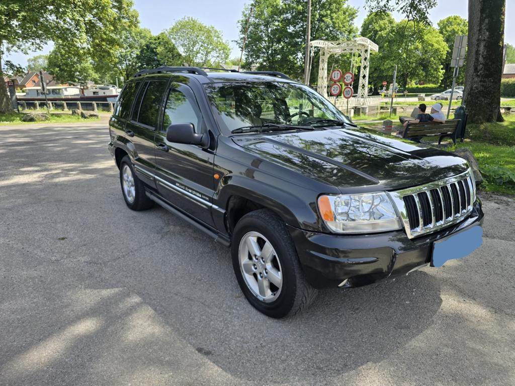 Grand Cherokee V8.  Modèle 2004 V8 4.7 Essence et LPG, Auto's, Automaat, Parkeersensor, Vierwielaandrijving, Particulier