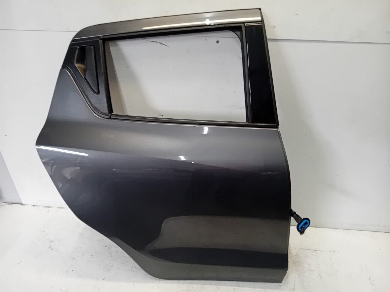 Portier rechts achter Suzuki Swift, Onderdelen@venauto.nl, Van der Ven Autorecycling B.V., Ettenseweg 76, 4706 PB Roosendaal, The Netherlands