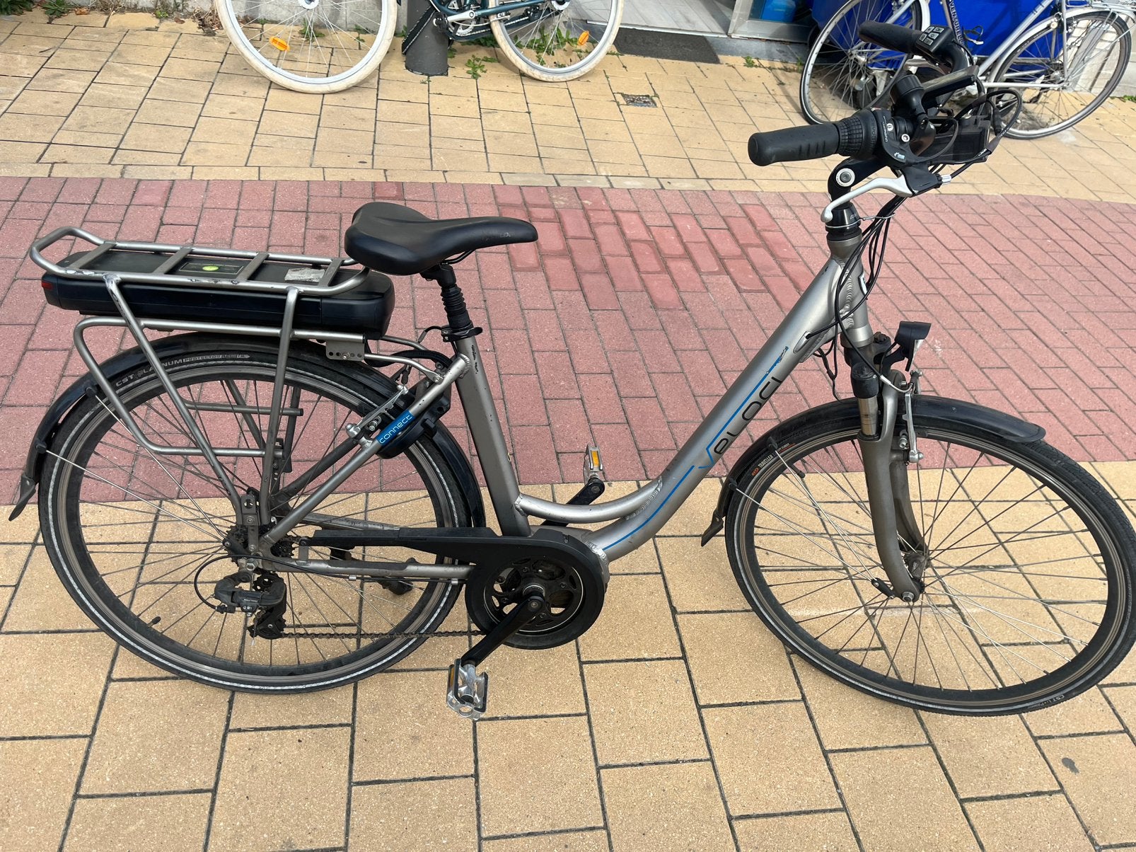 Veloci Elektrische Damesfiets, Fietsen en Brommers, 51 tot 55 cm, Ophalen, Zo goed als nieuw, 30 tot 50 km per accu